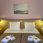 Irini 4*