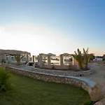 Irini 4*