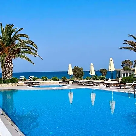 Irini Hotel 4*