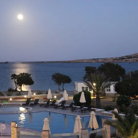 Irini 4*